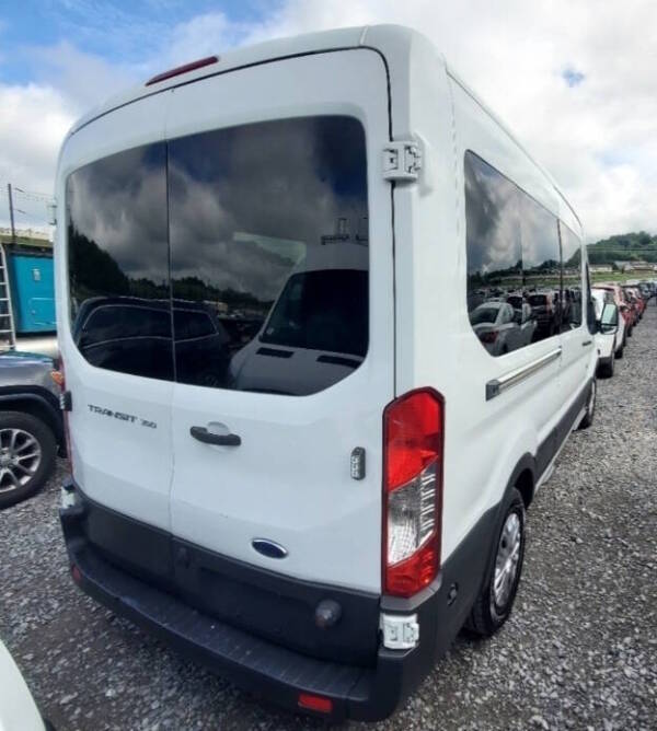 ford transit wagon 2017 1FBAX2CM2HKB13253 image ford transit wagon 2017 1FBAX2CM2HKB13253 image